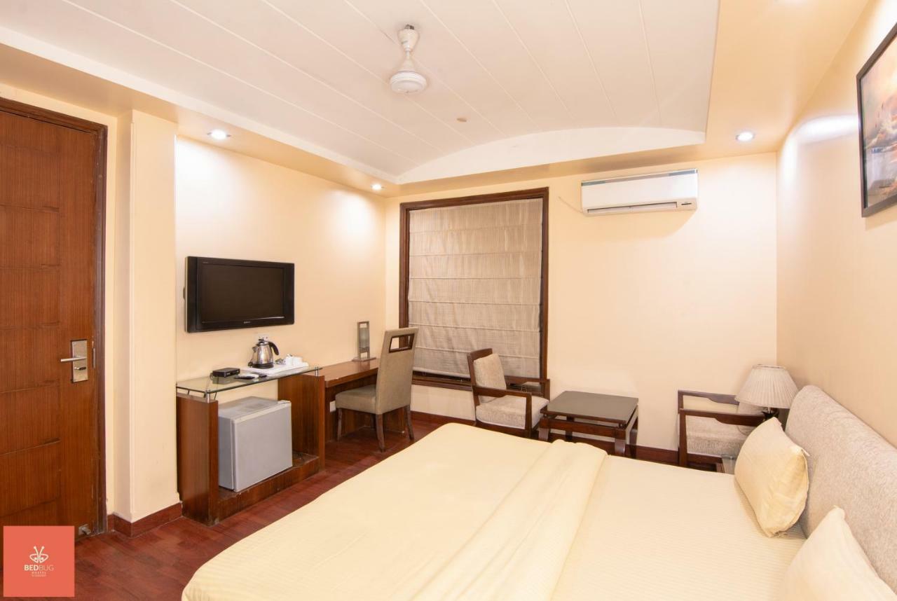 Madpackers Delhi West Hostel New Delhi Ngoại thất bức ảnh